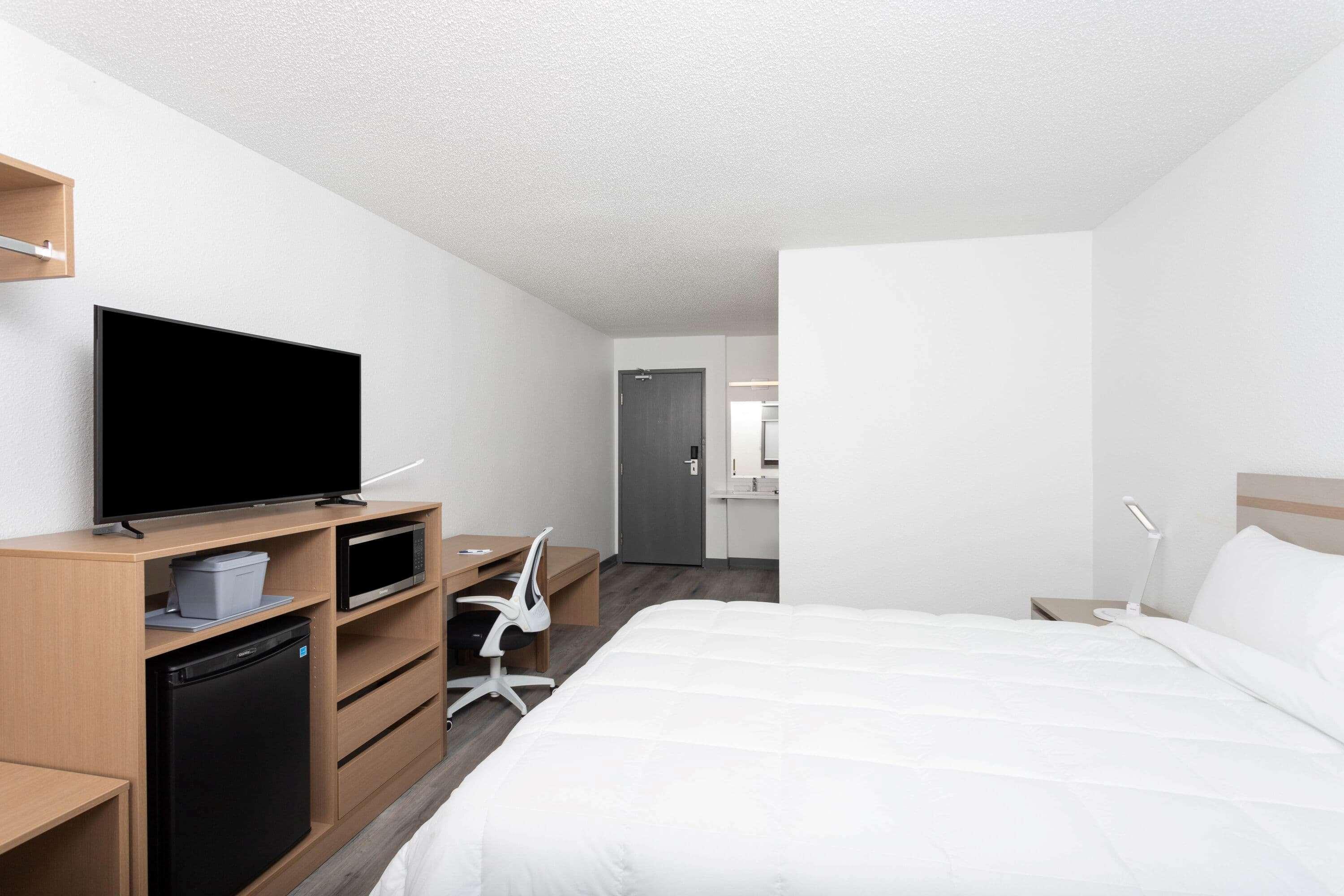 Travelodge By Wyndham Elkhart Exterior photo